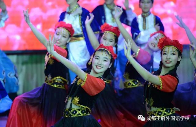 孔雀东南飞话剧剧本中英文(英文话剧演绎孔雀东南飞)(13)