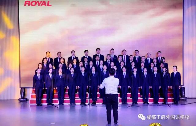 孔雀东南飞话剧剧本中英文(英文话剧演绎孔雀东南飞)(3)