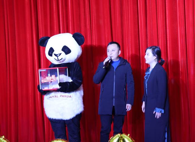 孔雀东南飞话剧剧本中英文(英文话剧演绎孔雀东南飞)(34)