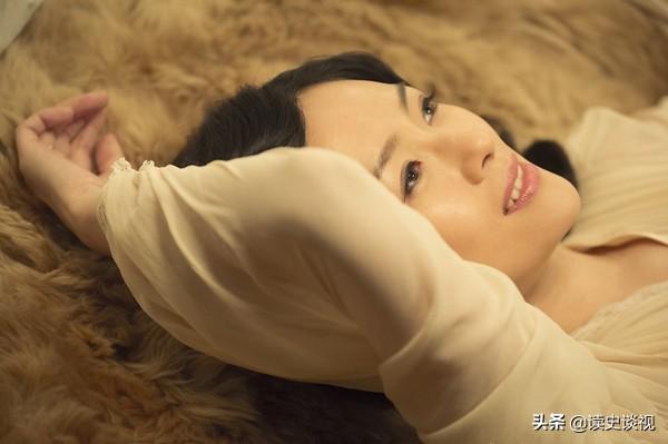 十部最好看的谍战片悬崖(悬崖之上票房10亿排第五)(4)