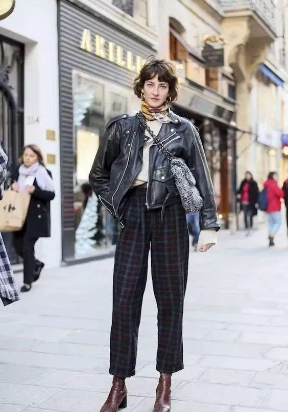 卫衣如何穿搭才好看（几十种冬季卫衣内搭穿法）(83)