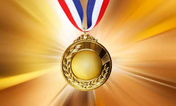 奥运会金牌是不是纯金的,冬奥会奖牌是纯金还是镀金图4