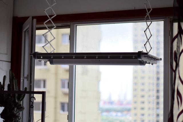 小米智能晾衣架怎么用（小米有品新品体验）(2)