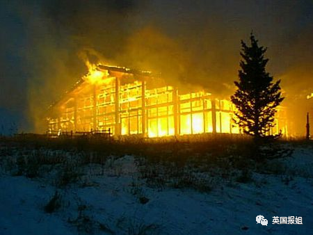 太奇葩！乌克兰绑匪劫持公交发起枪战，只为逼总统录小视频？