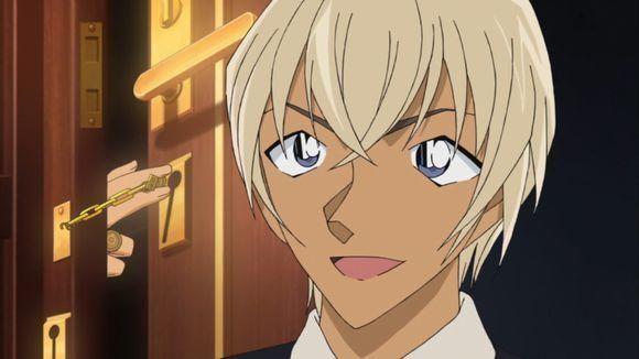 名侦探柯南中冲矢昴出现的集数(名侦探柯南-冲矢昴的真实身份是波本)(6)