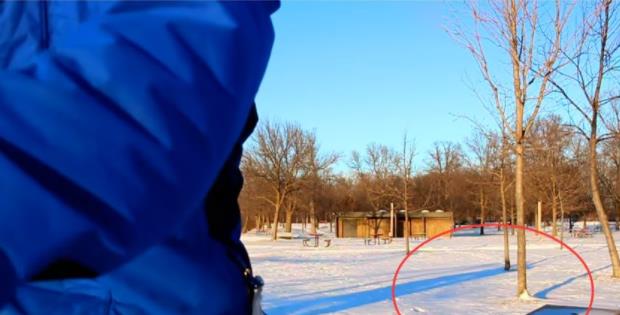 女子自称来自2100年