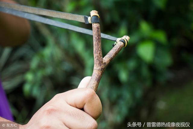 新手玩弹弓用什么皮筋好（新人该如何选择合适的弹弓和皮筋）(2)
