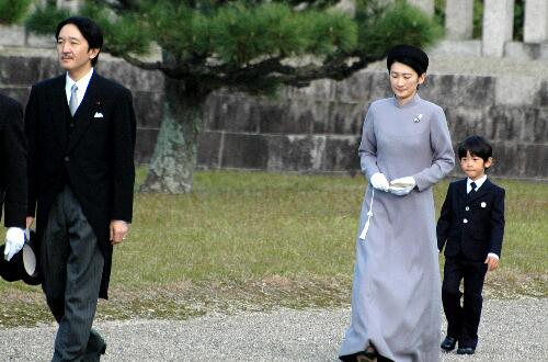 日本太子和二皇子闭系 悠仁皇太子智商怎么样 