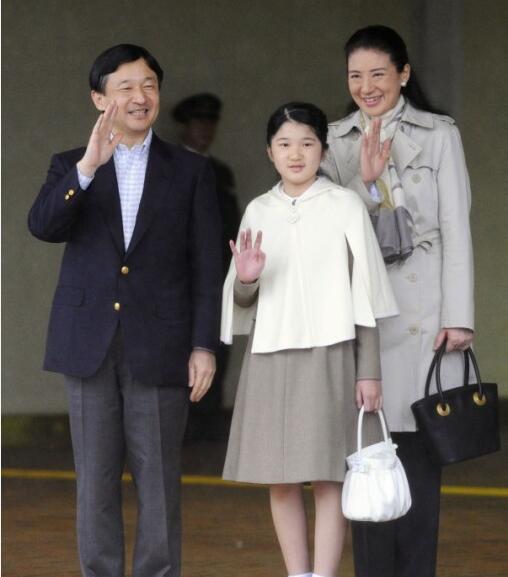 日本太子和二皇子闭系 悠仁皇太子智商怎么样 