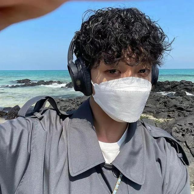 先谋生再谋爱类型壁纸(背景头像先谋生而再谋爱)(32)