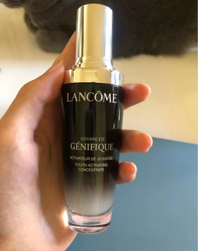 雅诗兰黛小棕瓶的正确使用方法(雅诗兰黛小棕瓶)(4)