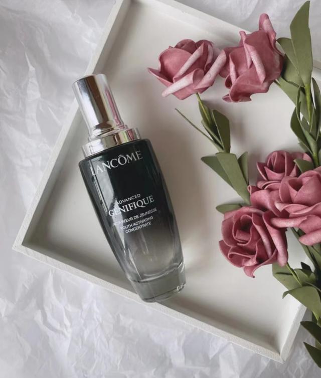 雅诗兰黛小棕瓶的正确使用方法(雅诗兰黛小棕瓶)(8)