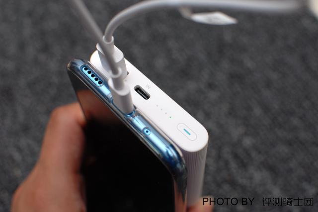 荣耀手机充电只能是快充吗(荣耀移动电源2的18W双向快充)(3)