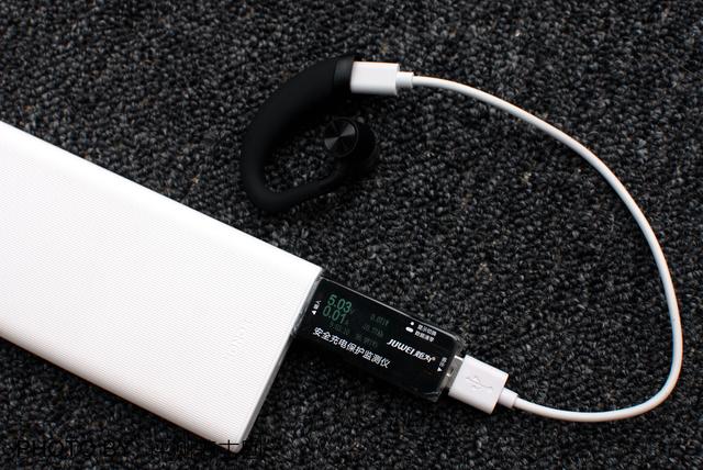 荣耀手机充电只能是快充吗(荣耀移动电源2的18W双向快充)(8)