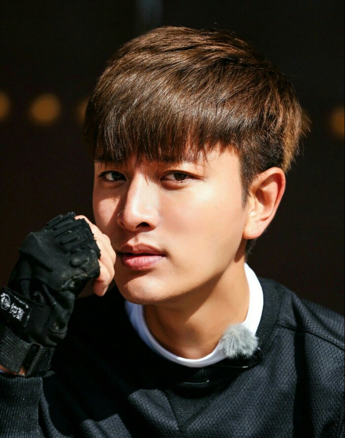 李小璐演的电视剧有哪些（美娇妻李小璐的堕落史）