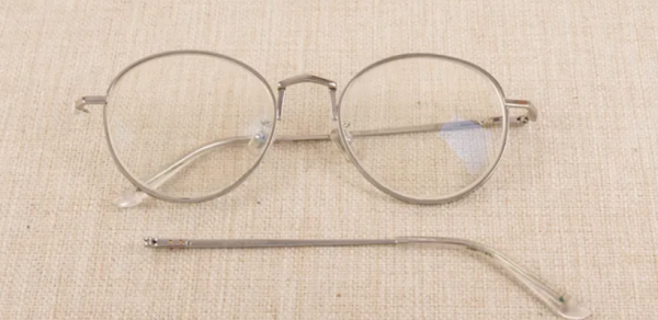 眼镜框用什么胶水可以粘上去,眼镜架断了用什么胶水图1