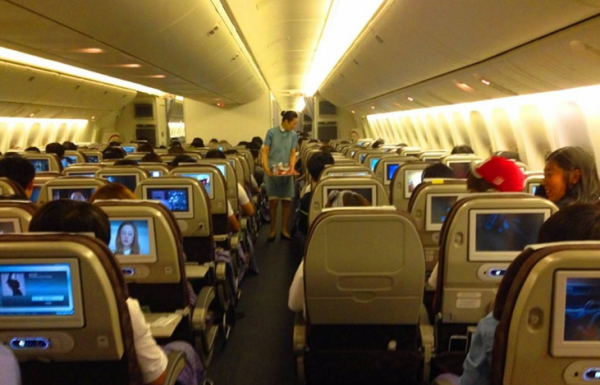 坐飞机托运行李箱有什么要,坐飞机行李箱是怎么托运的图3