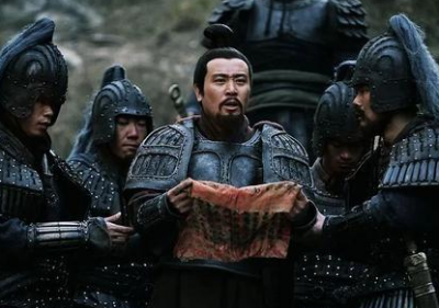 ​如果挟天子的人换成刘备的话 局势又会变成什么样子