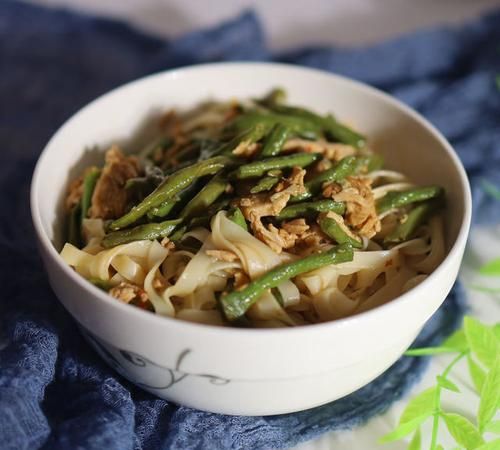 凉拌豆角面条的家常做法怎么做好吃窍门