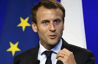 ​法国总统与夫人差几岁（马克龙迎娶大24岁布丽吉特的婚姻）