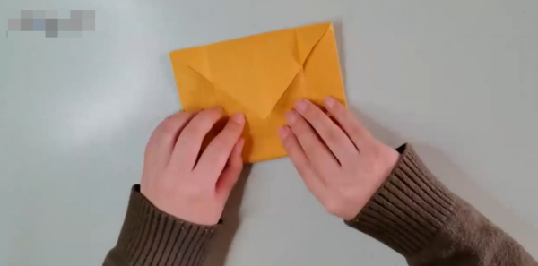 包装纸盒的折法,史上最简单的盒子折法图解图10