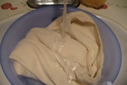 自己织的羊绒毛衣怎么洗出绒,自己织的毛衣怎么处理图6