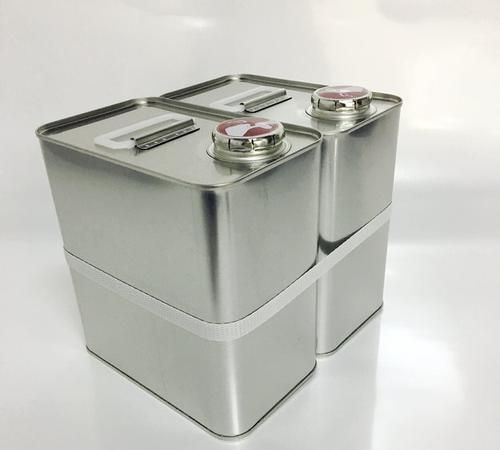 铁罐和陶罐各有什么特点?用一个词概括