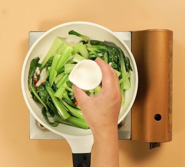 小青菜怎么炒好吃,如何炒小青菜图11