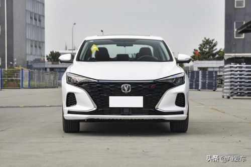 长安家用轿车哪款好?家用轿车哪款车最实用-第1张图片-