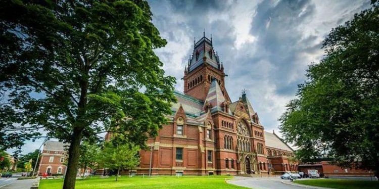 申请哈佛大学的本科需要什么条件如果还想申请全额奖学金呢