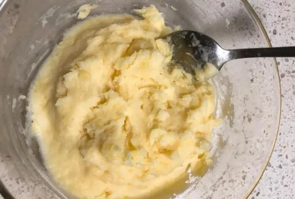 可乐饼是什么,玉米豆腐可乐饼怎么做好吃窍门图7