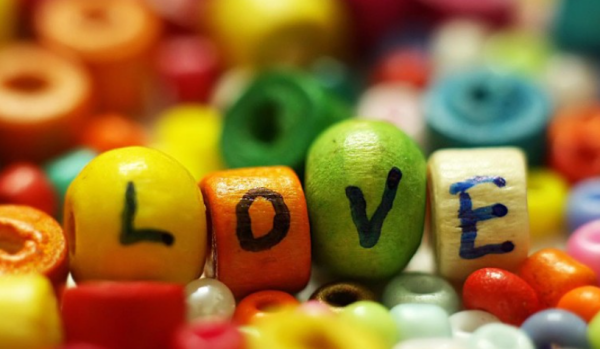 关于情人节的唯美句子,情人节表白最浪漫的诗句图3