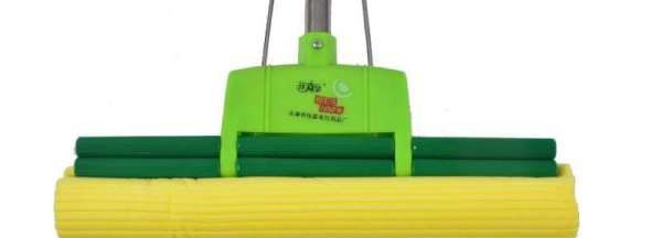 拖把上的塑料袋怎么拆,胶棉拖把怎么拆塑料袋视频图1