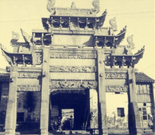 舌尖上的济南手抄报(舌尖上的济南美食作文)-第1张图片-