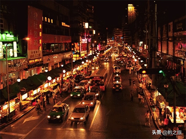 贵阳青云路美食街(贵阳本地人去的美食街)