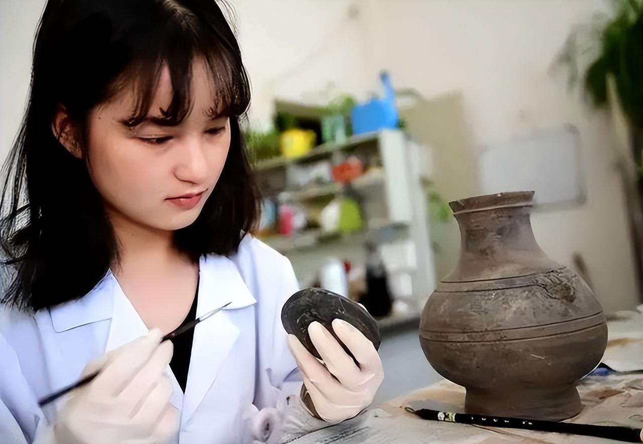 考古专业一月工资多少(考古专业就业前景怎么样)