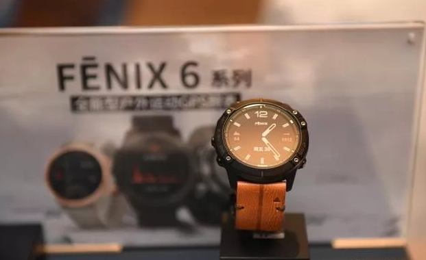 戴手表的含义寓意是什么(男人开始戴表了象征什么)