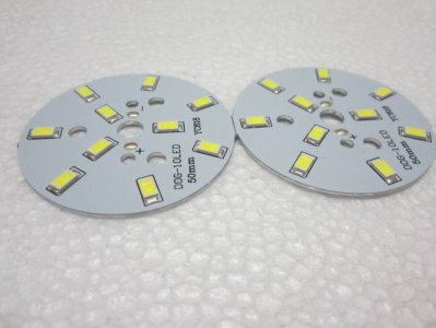 ​灯关了还一闪一闪的是怎么回事