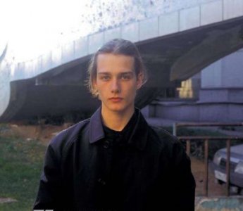 ​男人突然不理你是在欲擒故纵吗 男人态度忽冷忽热原因