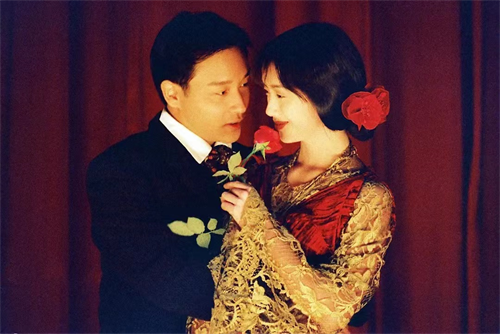 《夜半歌声》:张国荣十年佳作,一部被低估的爱情文艺片