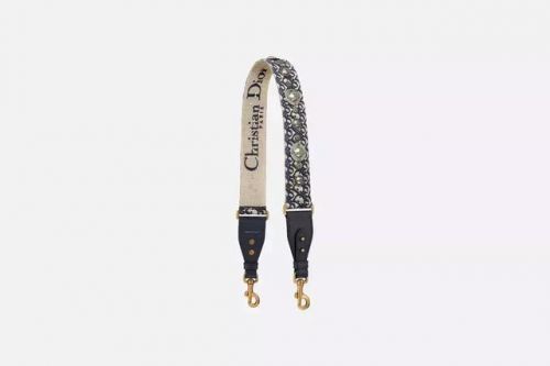 免税店迪奥香水价格表(迪奥香水100ml价格一览表)-第2张图片-