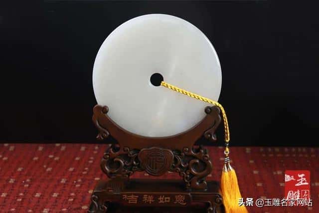 阿富汗玉值钱吗-(阿富汗玉是什么玉)