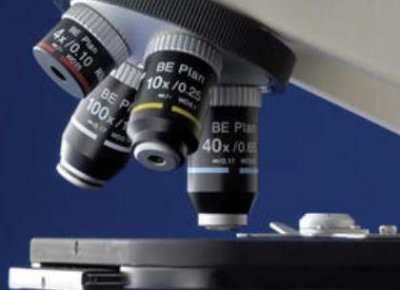 ​第一个发现细菌的人是谁