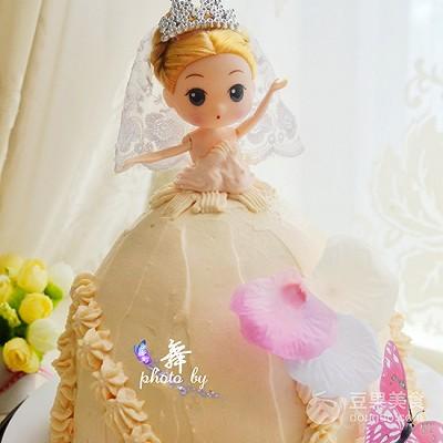 芭比公主蛋糕的制法(芭比公主蛋糕宴客拿手菜)(3)