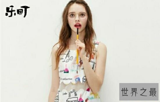 中国女装品牌排行榜前十名,质量好又便宜深受大众喜欢。