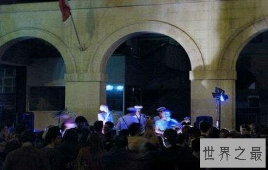 世界十大最美夜景赏玩地,让你爱上不同的夜晚。