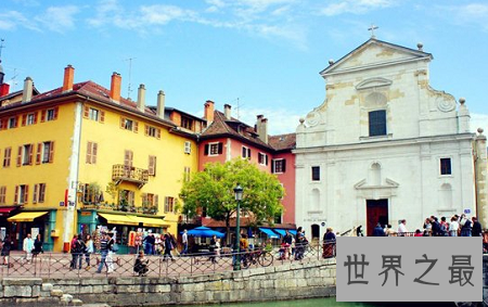 全球最美的十大小镇,恐怖得建在了悬崖上!