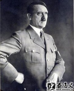 ​纳粹党首领希特勒简介