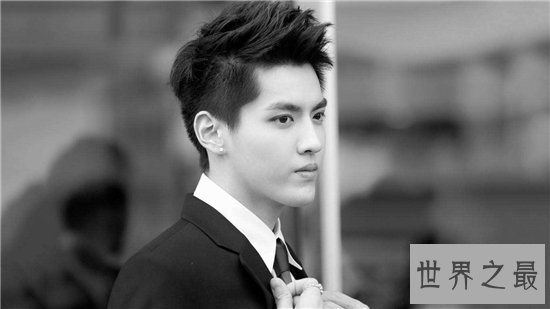 亚洲十大帅哥排行榜,小白侧脸帅的让人无法自拔!