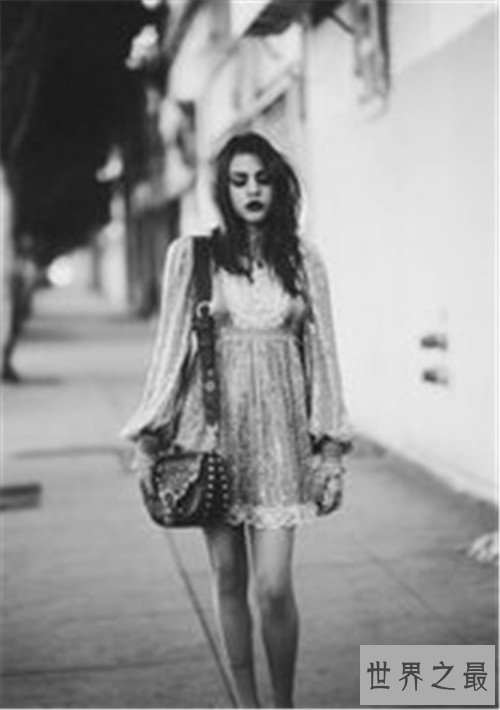 世界十大时装设计师，他们设计的衣服遍及各大上流社会